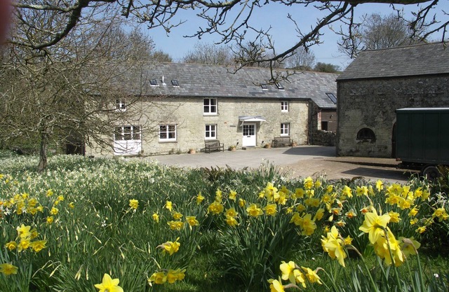 Luxury 5* Gold & ROSE Award self-catering converted barn, idyllic rural setting