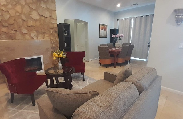 Luxury 6Bd/6Ba Game R Jacuzzi tub Disney Convention C 5Min.nnnnnnnnnnnnnnnnnnn