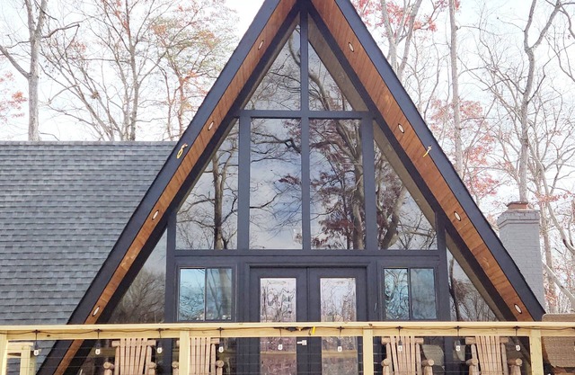 LUXURY A- FRAME CABIN LAKE VIEW