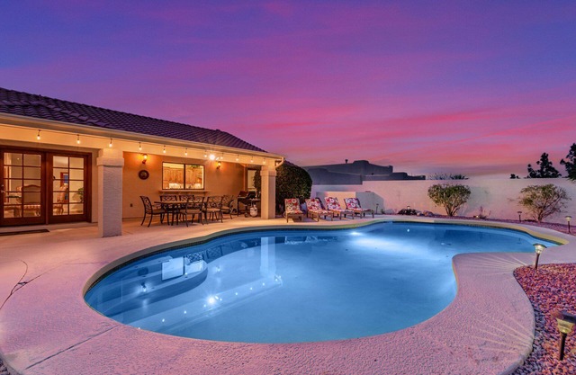 Luxury, Amazing City Views, One Story, Htd Pool, Near Hiking/Biking & Golf