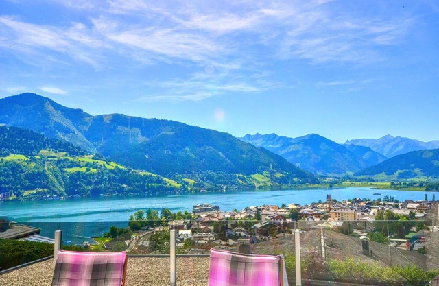 Luxury apartment with breathtaking views over the lake, steam sauna, big terrace
