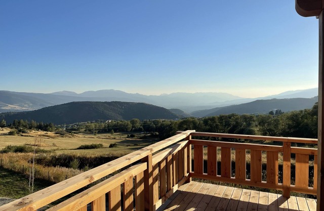 Luxury chalet for 10 people, 150 m2 in Font-Romeu with amazing mountain views