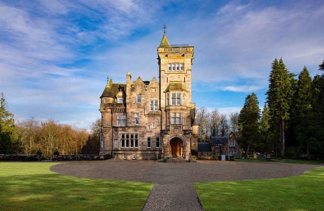 Luxury castle apartment