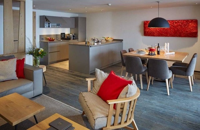 Luxury Chalet with View in Zermatt center with wellness spa