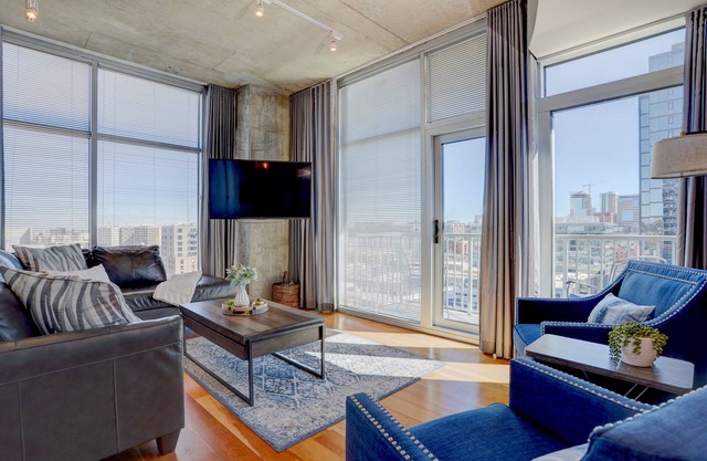 Luxury Condo in LoDo Downtown Denver!