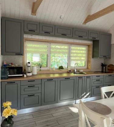Luxury countryside house 2 min walk to the beach