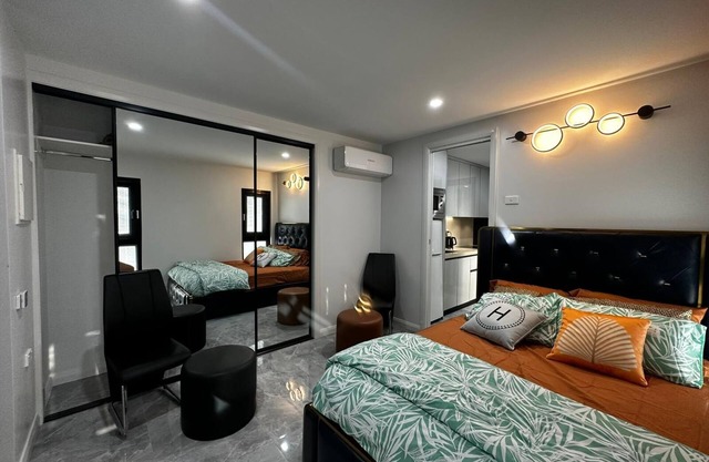 Luxury Executive Ensuite in ACT