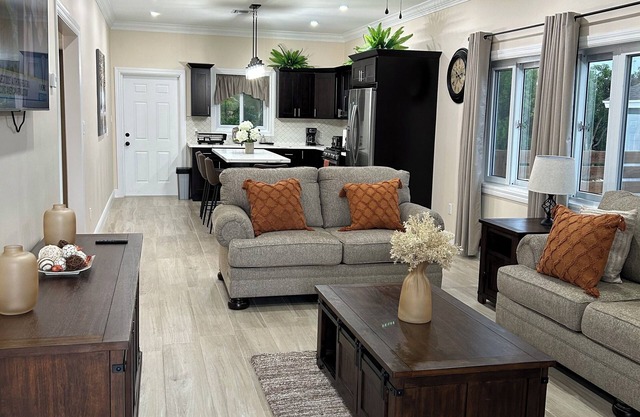 Luxury Exuma 2bdrm Apartment #1