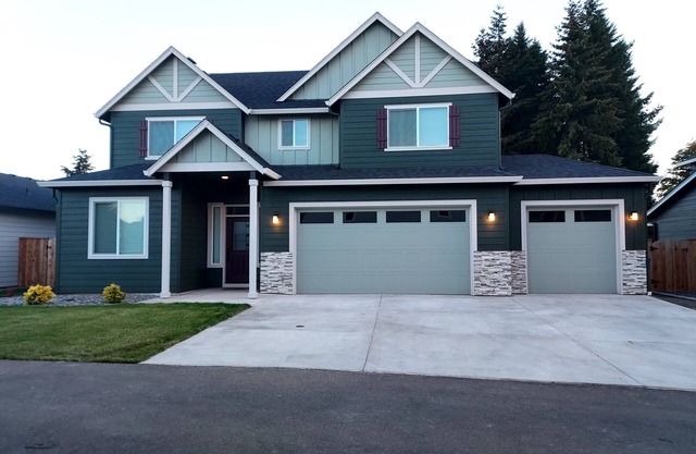 Luxury Family friendly 5bd 3ba-Home Away from Home-Vancouver/w EV charger