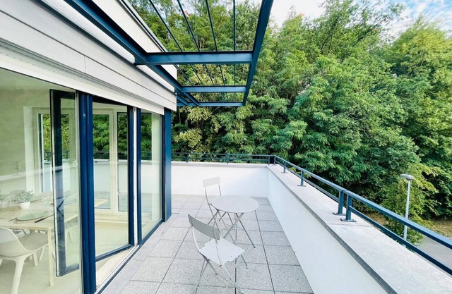 Luxury Green Penthouse Terrace & Parking