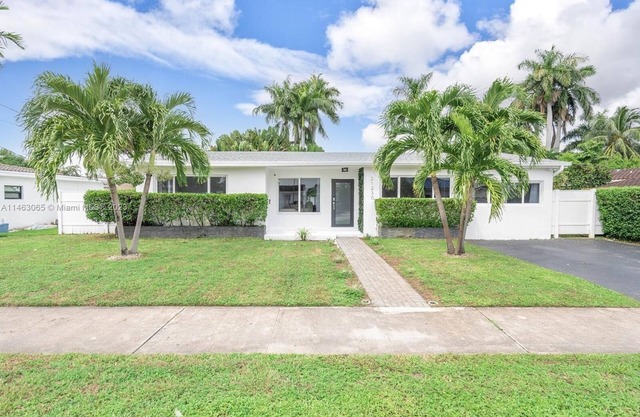 Luxury home in a gated community near Aventura Mall