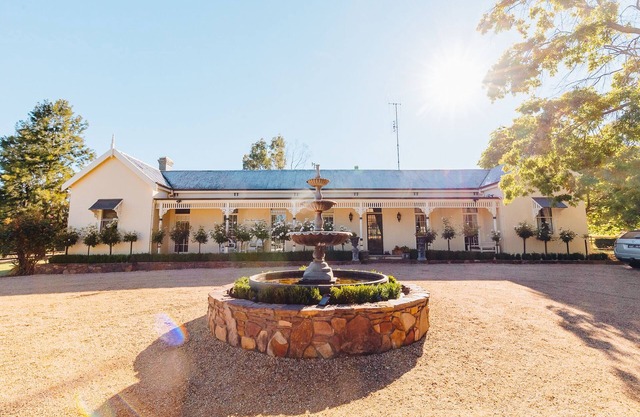 Luxury Homestead - Black Horse Park