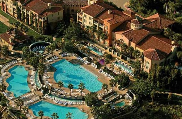 Luxury Marriott Villa, walk or shuttle to Newport Crystal Cove beach Jan 25-28