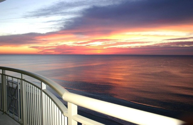 Luxury MarVistaGrande 180° Panoramic Ocean-Front 3BR/3BA, SMART 4K TV, Free WiFi