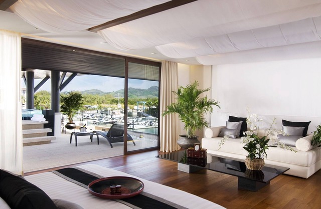 Luxury Penthouse in the heart of the Marina
