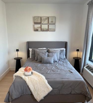 Luxury Queen Studio- Minutes To NYC, EWR & MetLife