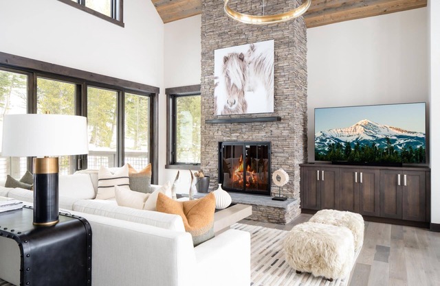 Luxury, Ski-In Ski-Out Access, Mountain Cabin with Game Room, Fireplace, Grill and Hot Tub!