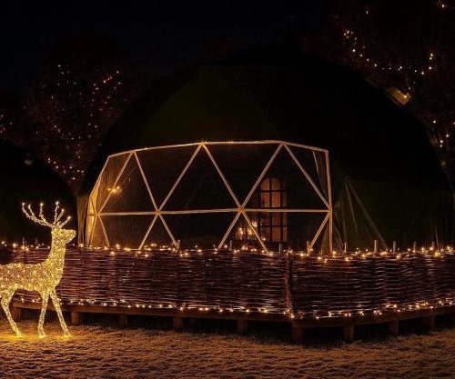 Luxury Star Gazing Dome 3 NEPTUNE with Cozy log burner