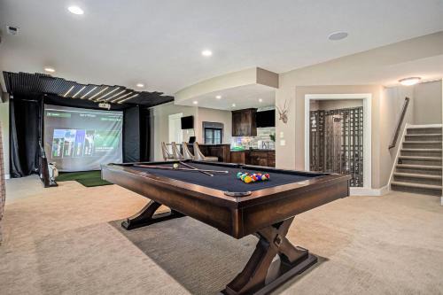 Luxury Stay with Golf Simulator and 3 King Bedrooms
