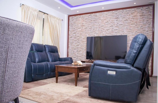 luxury suites CHESTER ONE