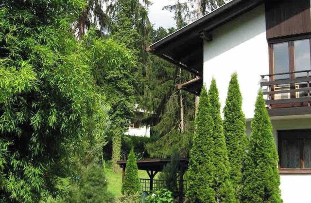 Luxury SUNNY Park Villa NATURE Oasis Free WiFi BIKES