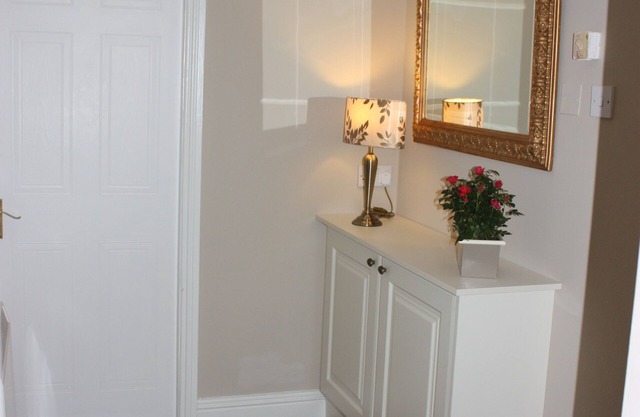 Luxury Two Bedroom Apartment In Dublin City Centre - Adults Only