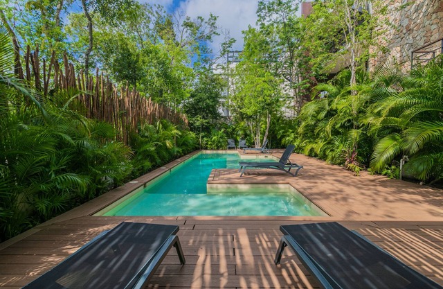 Luxury Villa I Spacious I Private Roof Top I Beach I Pool