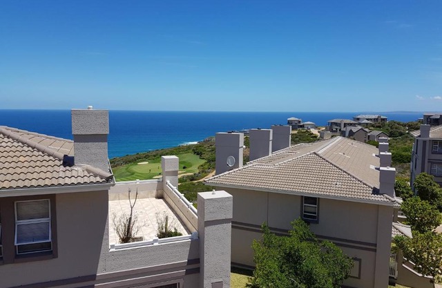 Luxury Villa in Pinnacle Point with Inverter