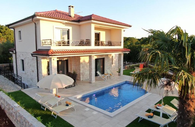 Luxury Villa Sara in Malinska