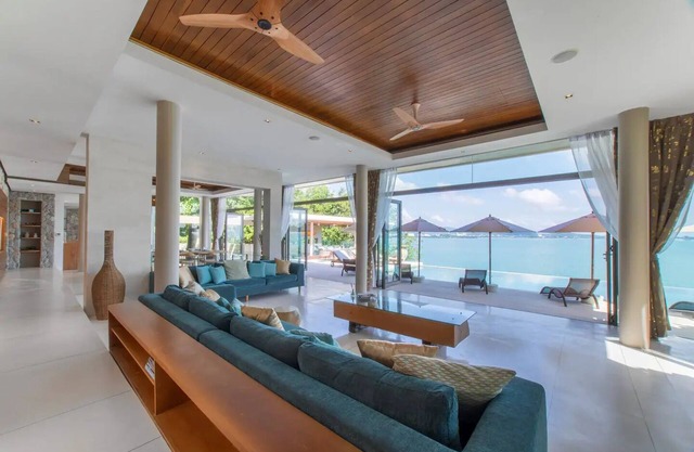 Luxury Villa Skyfall Phuket