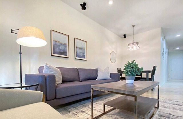 Luxury Westchase Living with Private Garage