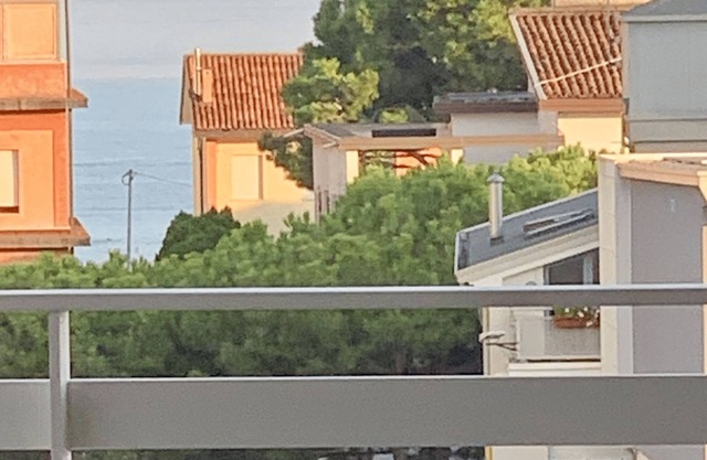 Luxus-apartment mit Meer- und Lagunenblick, 100 m zum Strand