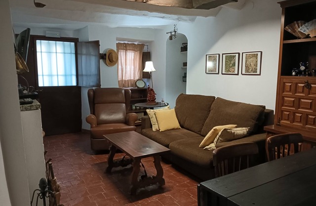Mágina Dream Cambil, Casa Tradicional en Casco Antiguo, a 5 Minutos del Centro
