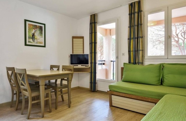 Maeva studio residence, Valescure golf courses