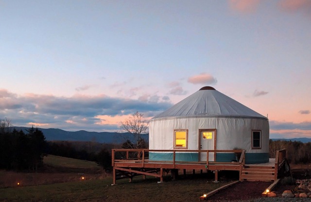 Magical-Upscale-Yurt-View-Private-Hot tub-Fire Pit-Near SNP & River