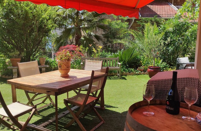 *MAGNIFIC APART/VILLA * 2 p +garden 120 M2 absolute quiet not overlooked