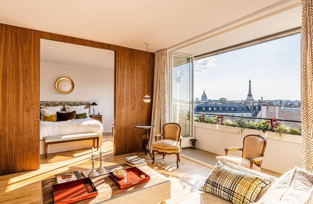 Magnificent apartment near rue du Bac