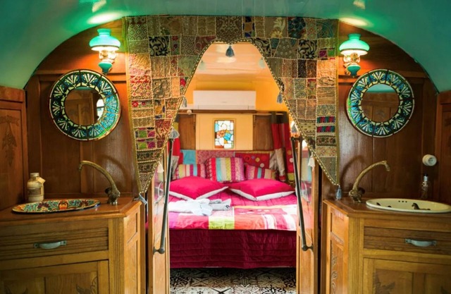 Magnificent Bohemian Caravan 1930