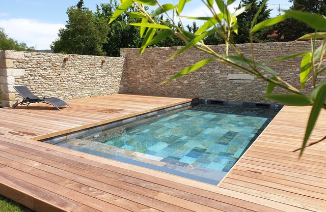 Magnificent 160 m² villa, wooded garden, with swimming pool. Only 6kms from Uzès