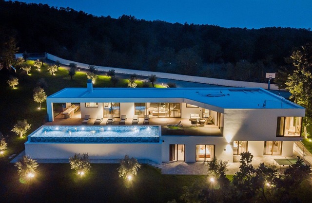 Magnificent Istria Villa | Villa Green Oasis | 4 Bedrooms | Spacious Sun.