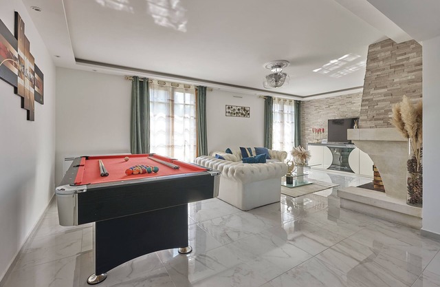 Magnificent villa in the heart of nature, 45 minutes from Paris!