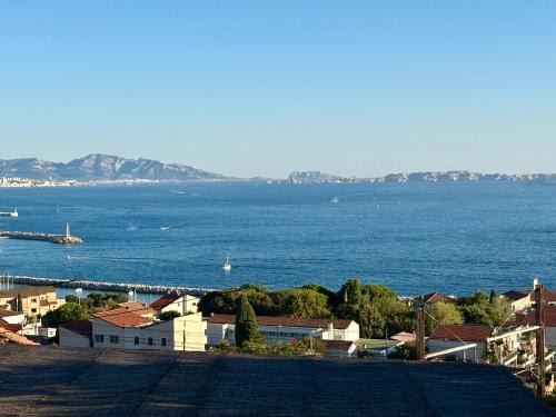 Magnifique vue sur la mer .