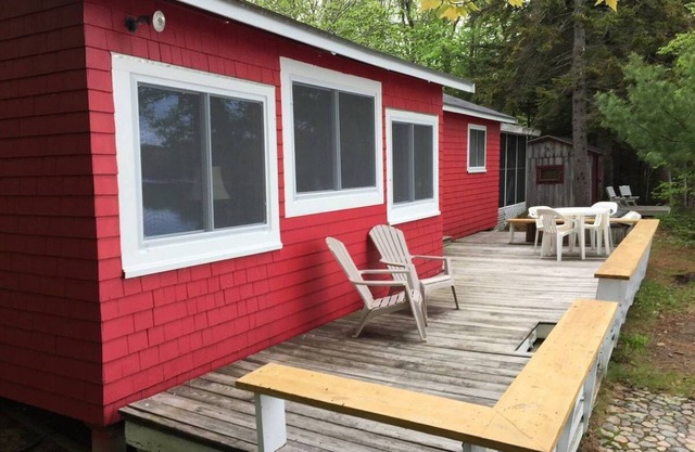 Maine Lake House 15 Feet from the water!