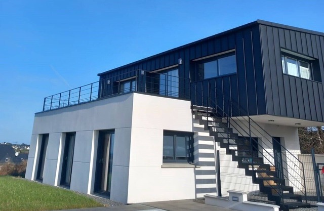 Maison 8 Personnes Avec Piscine Chauffée à Pléneuf Val André