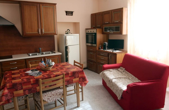 MAISON CASSIUS THE Rousa