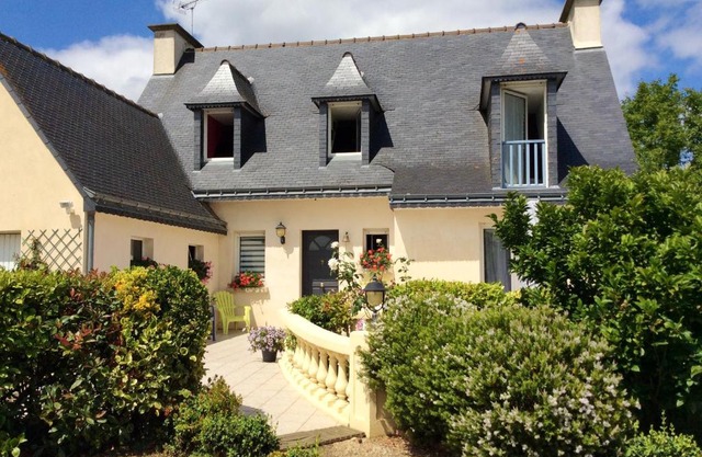 Maison confortable à Trégomeur avec jardin privé