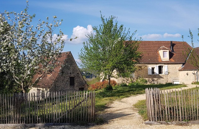 Maison de Campagne à 30 mn des Plus Beaux Sites du Périgord Noir