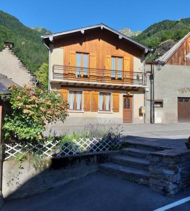 Maison des trois ormeaux