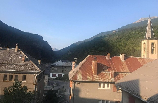 Maison Luxueuse en Montagne