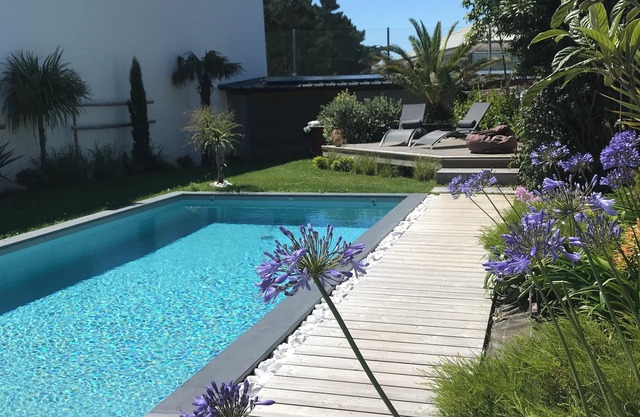 Maison Lumineuse Avec Piscine Privée